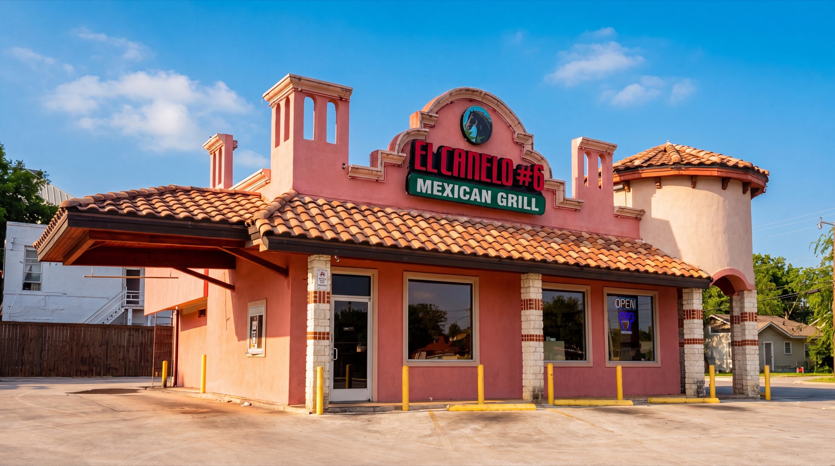 El Canelo #6 — wide-angle exterior view